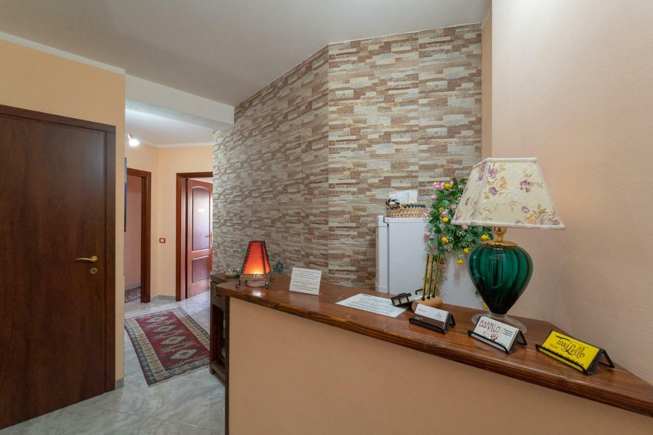 La Rosa - Elegant Rooms Sassari Eksteriør billede